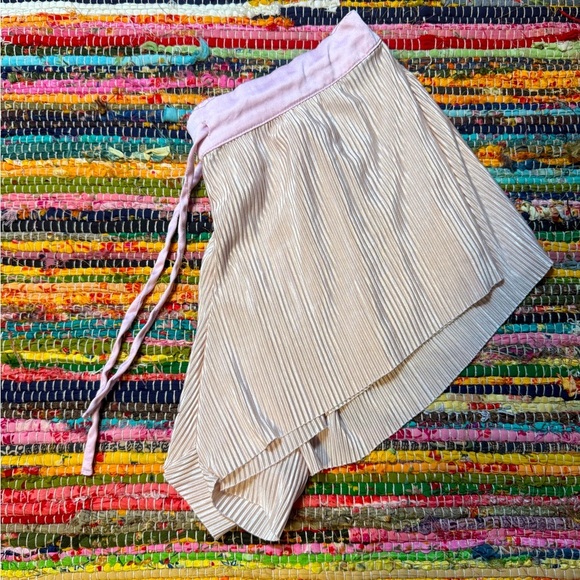 victoria’s secret pink ruffle ribbed flowy shorts size small - Picture 1 of 3